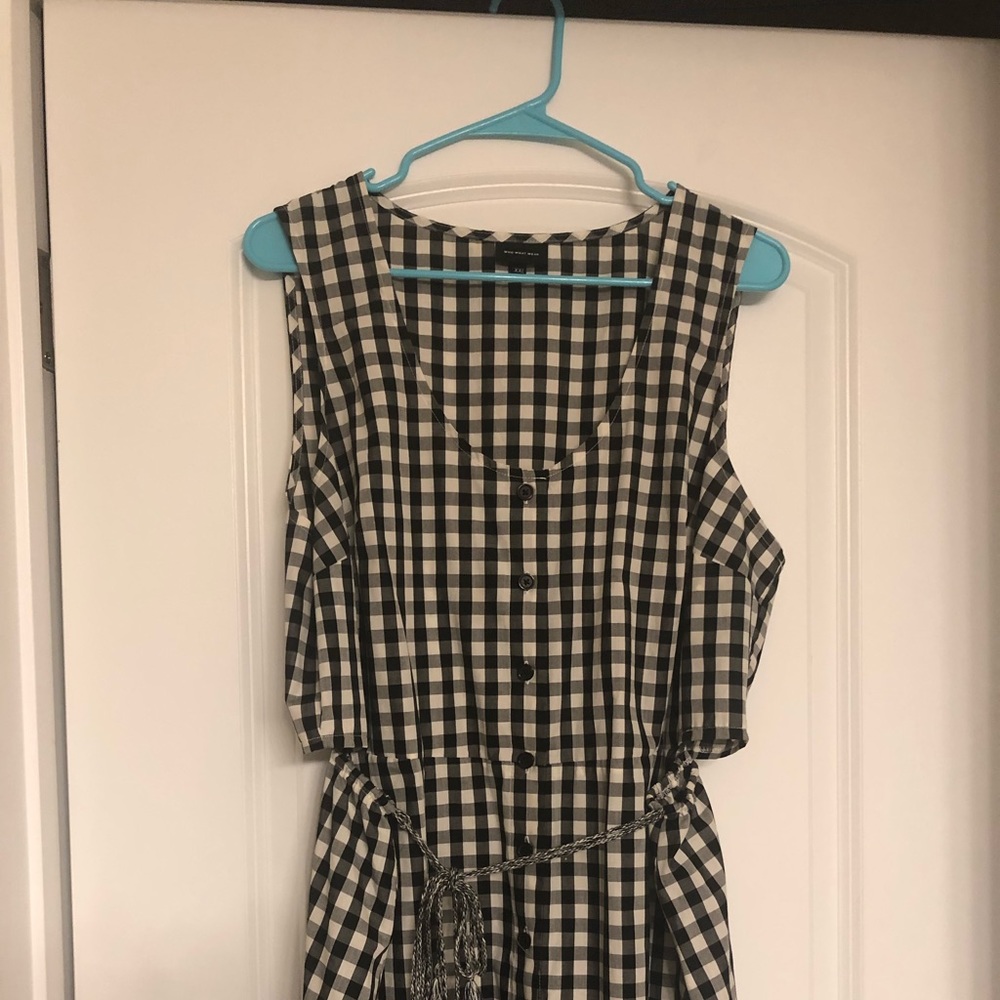 Who what wear gingham sun dress. Size XXL